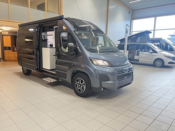 Adria TWIN SUPREME 600 SPB (Aut+Adaptiv+LP+TRUMA D6E+3 500 kg) 2 of 23