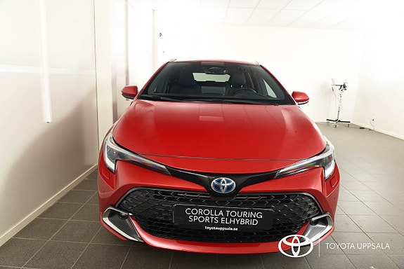 Toyota Corolla 2 of 9