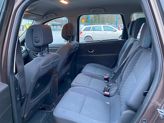 Renault Grand Scenic III 11 of 18