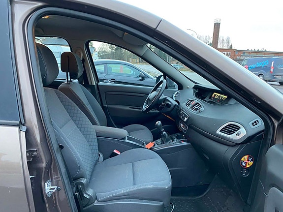 Renault Grand Scenic III 15 of 18