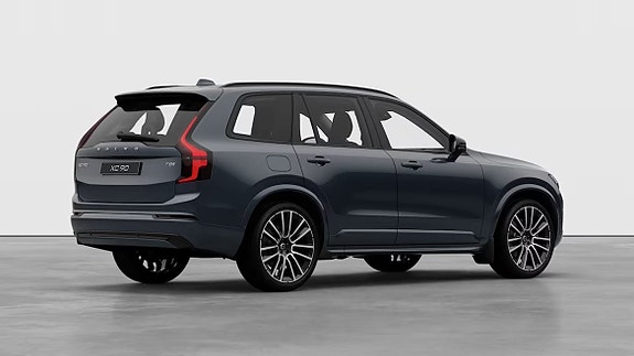 Volvo XC90 22 of 24