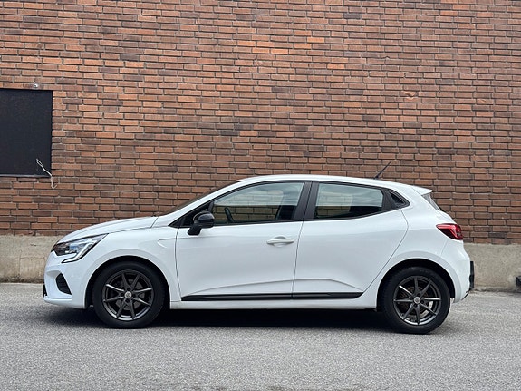 Renault Clio 2 of 23