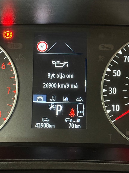 Renault Clio 15 of 23