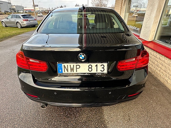 BMW 320 18 of 22