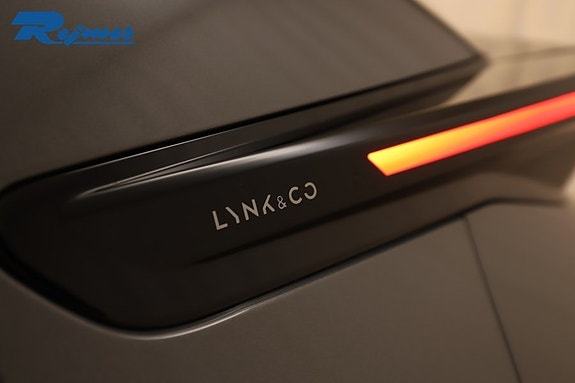 Lynk & Co 02 24 of 27