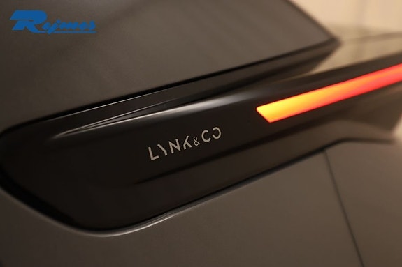 Lynk & Co 02 24 of 28