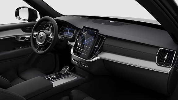 Volvo XC90 2 of 5