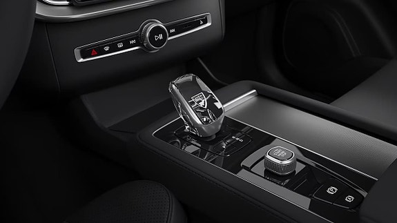 Volvo XC90 10 of 22