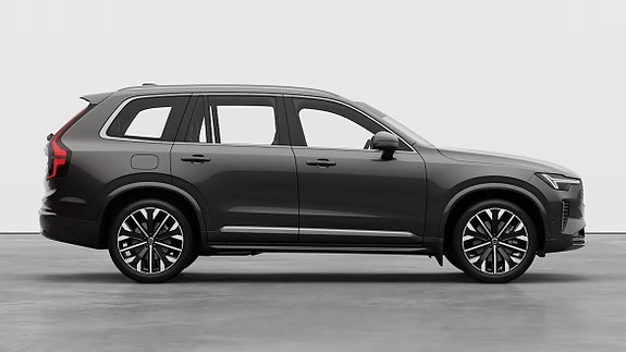 Volvo XC90 22 of 24