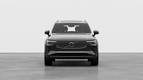 Volvo XC90 8 of 24