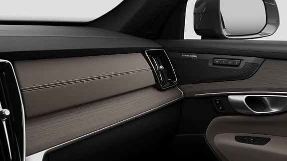 Volvo XC90 23 of 24