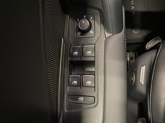 Volkswagen Tiguan 23 of 27