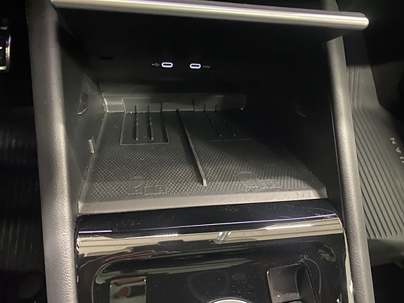 Volkswagen Tiguan 17 of 27
