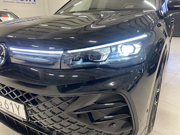 Volkswagen Tiguan 26 of 27