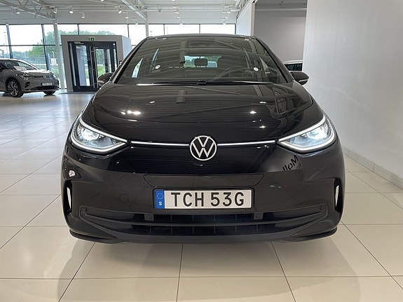 Volkswagen ID.3 3 of 5