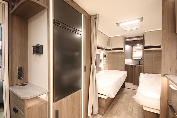 Kabe Royal 630 TDL KS 9 of 14
