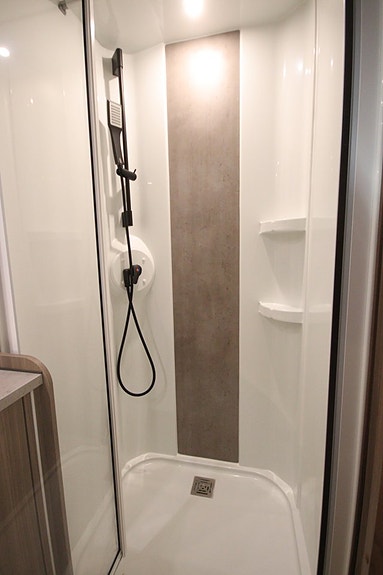 Kabe Royal 630 TDL KS 12 of 14