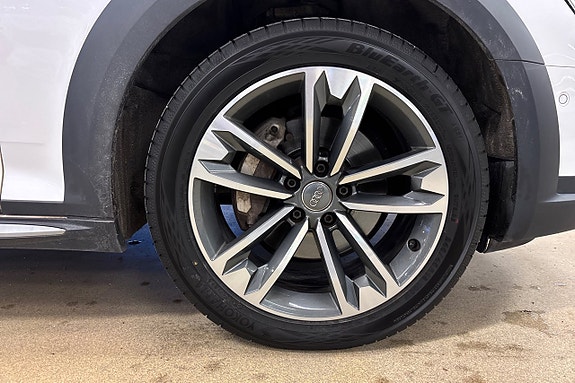 Audi A4 allroad 5 of 5