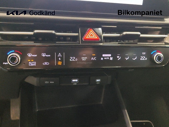 Kia Niro 11 of 16
