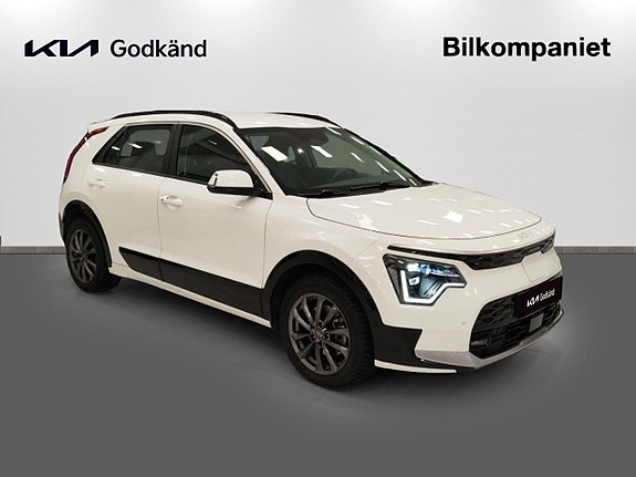 Kia Niro 2 of 16