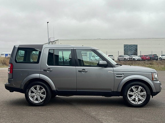 Land Rover Discovery 4 10 of 19