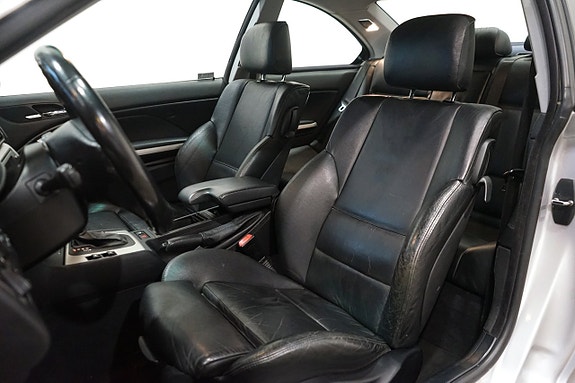 BMW 330Ci 10 of 13