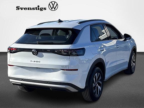 Volkswagen T-Roc 6 of 13