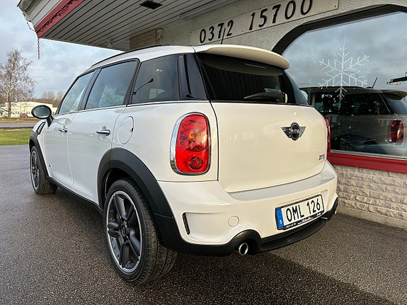 MINI Cooper 3 of 5