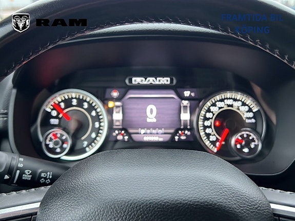 Dodge RAM 1500 10 of 20