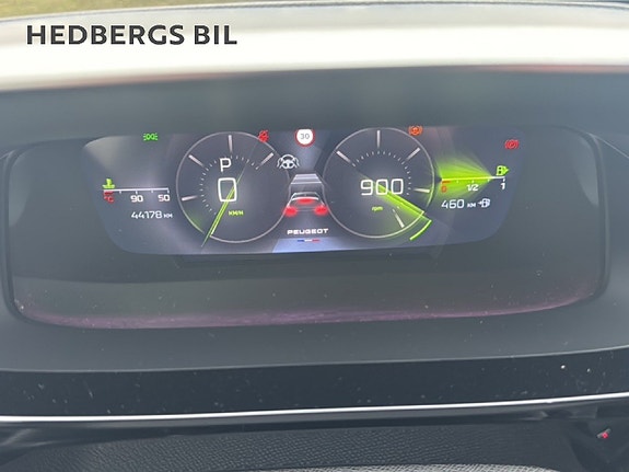 Peugeot 308 10 of 12