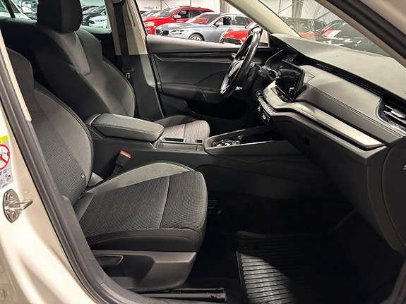 Skoda Octavia 7 of 12
