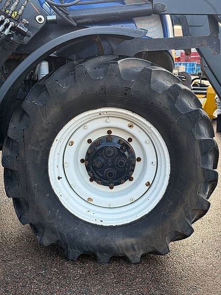 New Holland T 7.270 7 of 15