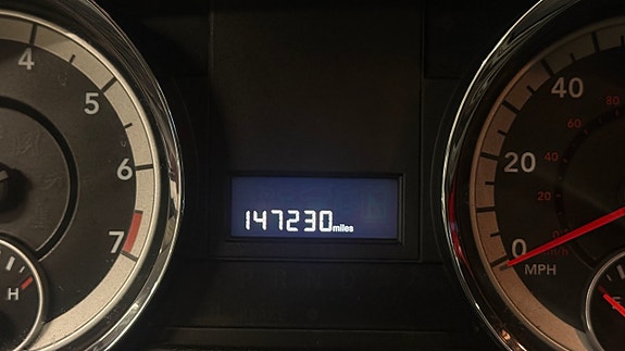 Dodge Grand Caravan 25 of 25
