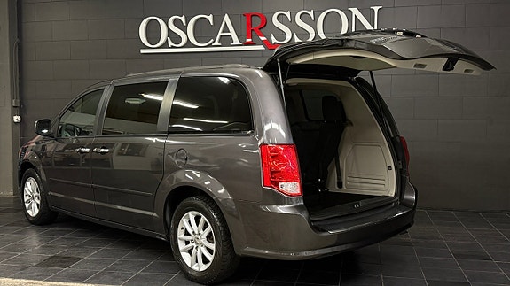 Dodge Grand Caravan 9 of 25