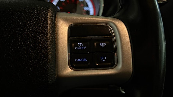 Dodge Grand Caravan 22 of 25