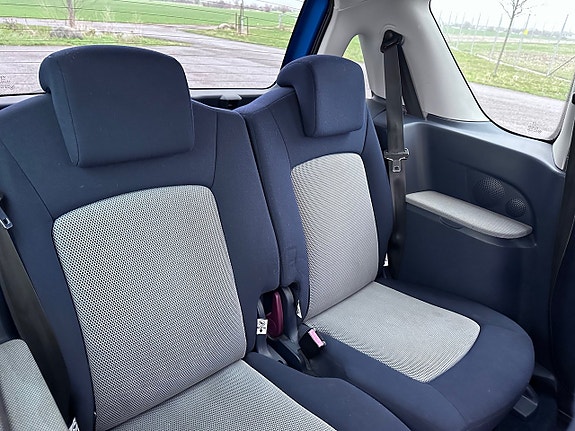 Peugeot 1007 8 of 18
