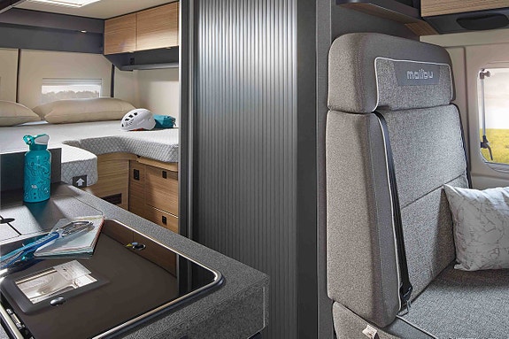 Malibu Carthago Van Relax Ambition 640 LE XR 3 of 9