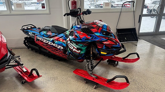 Lynx Shredder DS 3900 850 E-tec Turbo R (MOMSAD, Display)