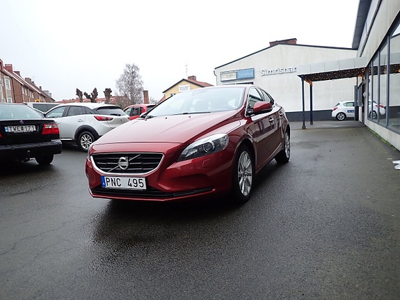 Volvo V40 9 of 9