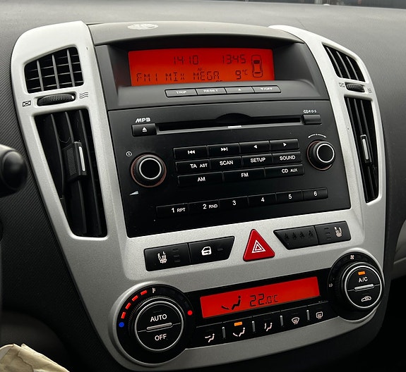Kia Ceed 13 of 15