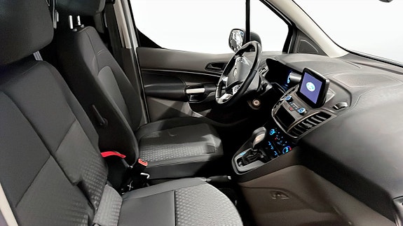 Ford Transit Connect 3 of 9