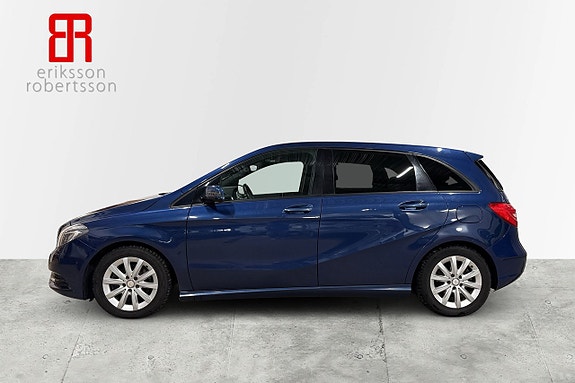 Mercedes-Benz B200 2 of 5