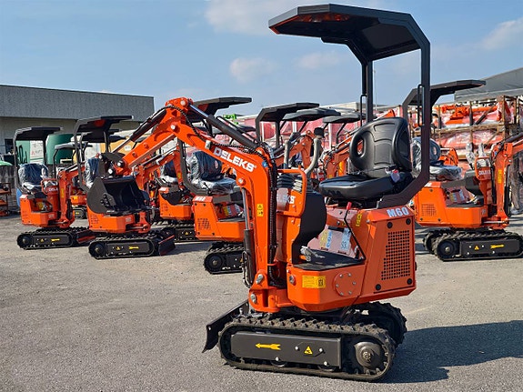 DELEKS® M60 Minigrävare – 665 kg. Kompakt, Lätt och Pålitlig