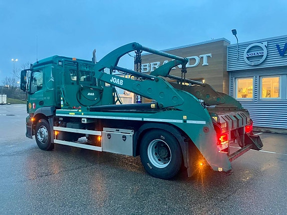 Mercedes Antos Liftdumper 2 of 5