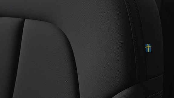 Volvo EX40 10 of 23