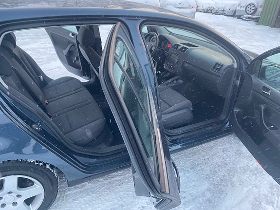 Volkswagen Golf V 7 of 10