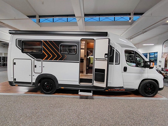 Bürstner Signature finns i hallen  från 12/1 2026 / SFT 7.0