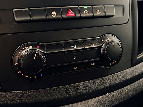 Mercedes-Benz Vito 110 21 of 25