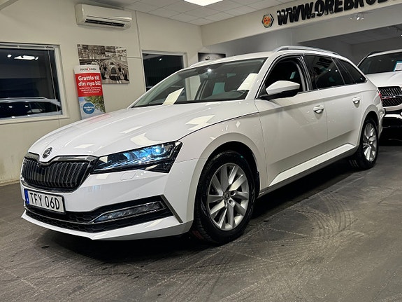 Skoda Superb 2 of 5