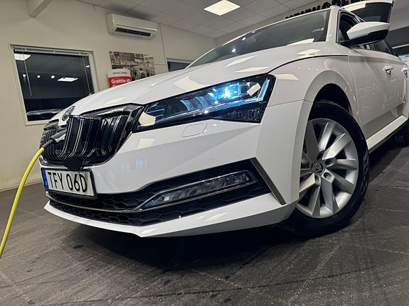 Skoda Superb 6 of 27